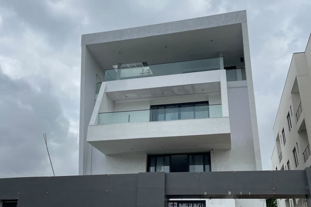6-Bedroom Detached Duplex with Pool, Cinema & Elevator for Sale in Ikoyi